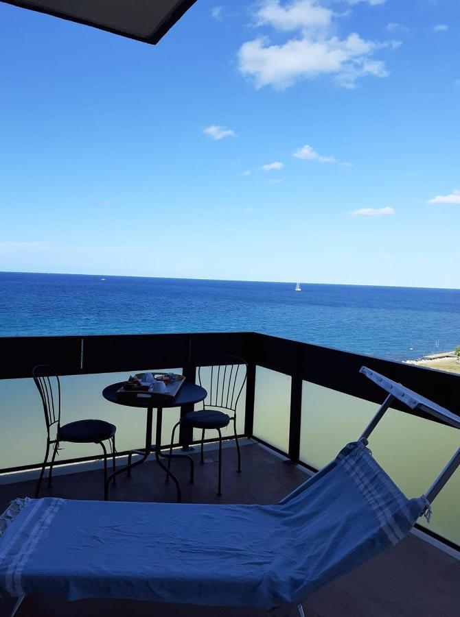 Attico Suite Spiaggia Барі Екстер'єр фото