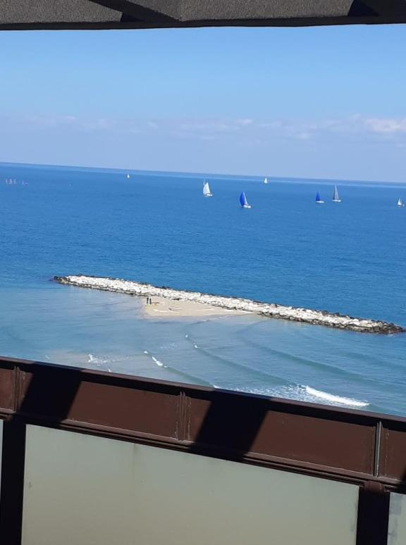 Attico Suite Spiaggia Барі Екстер'єр фото